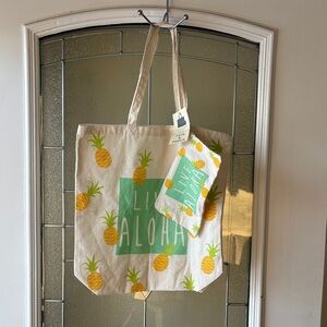 Tote Bag with Pineapple Print